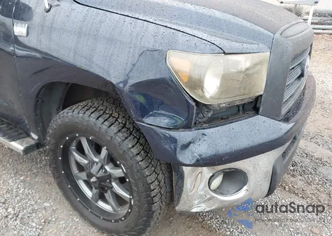 2007 Toyota Tundra Sr5 4.7L V8 z USA, uszkodzony, nr VIN 5TBRT54157S457014